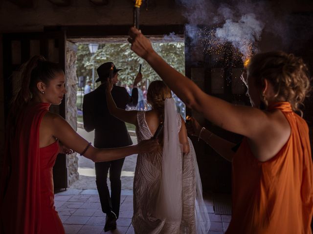 La boda de Jota y Ana en Torrecaballeros, Segovia 72