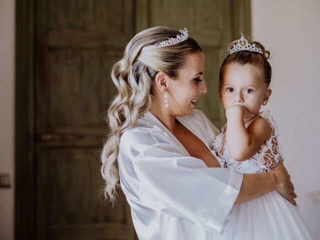 La boda de Cristian y Karen en Sant Vicenç De Montalt, Barcelona 34