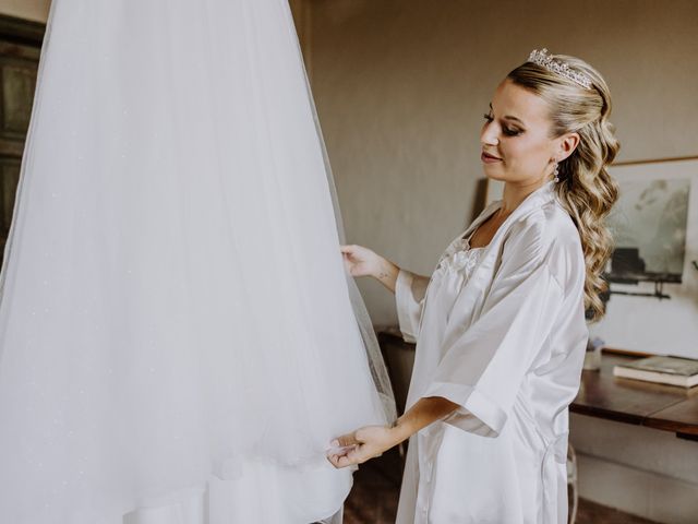 La boda de Cristian y Karen en Sant Vicenç De Montalt, Barcelona 43