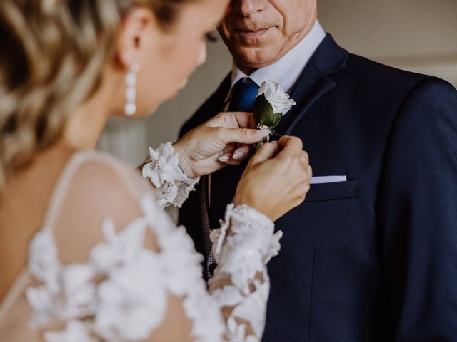 La boda de Cristian y Karen en Sant Vicenç De Montalt, Barcelona 56