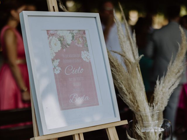 La boda de Cristian y Karen en Sant Vicenç De Montalt, Barcelona 70