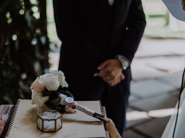 La boda de Cristian y Karen en Sant Vicenç De Montalt, Barcelona 104