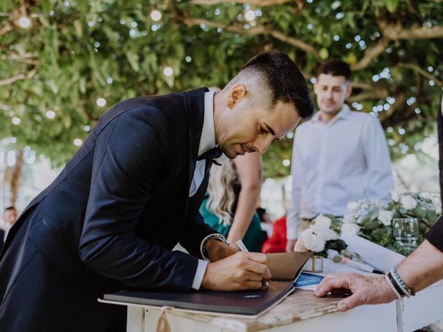 La boda de Cristian y Karen en Sant Vicenç De Montalt, Barcelona 107