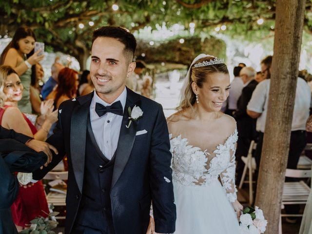 La boda de Cristian y Karen en Sant Vicenç De Montalt, Barcelona 111