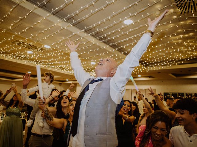 La boda de Cristian y Karen en Sant Vicenç De Montalt, Barcelona 145