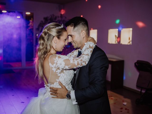 La boda de Cristian y Karen en Sant Vicenç De Montalt, Barcelona 158