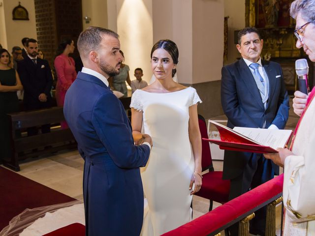 La boda de Milagros y Rubén en Fuenlabrada, Madrid 26