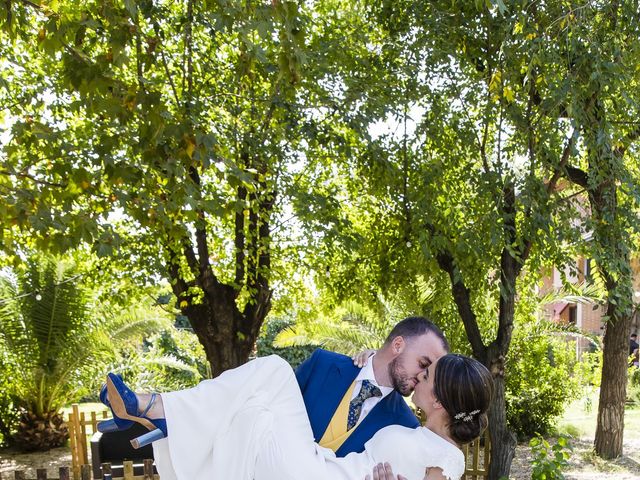 La boda de Milagros y Rubén en Fuenlabrada, Madrid 1