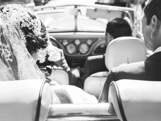 La boda de Juan Diego y Elisabet en Fuengirola, Málaga 12