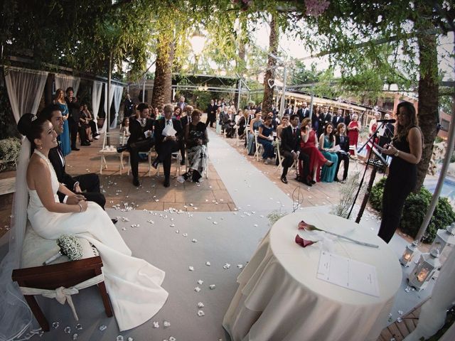 La boda de Enric y Irene en San Juan De Alicante, Alicante 28