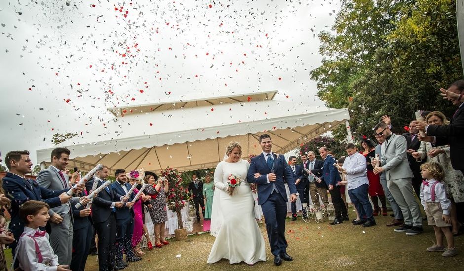 La boda de Christian  y Esther en Dos Hermanas, Sevilla