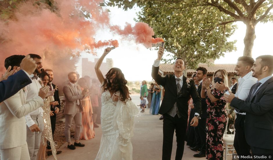 La boda de Víctor y Andrea en Mascaraque, Toledo