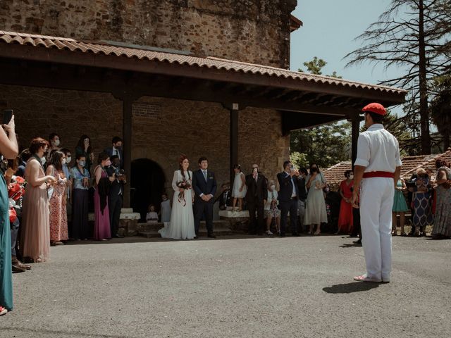 La boda de Laura y Txetxu en Gordexola, Vizcaya 22