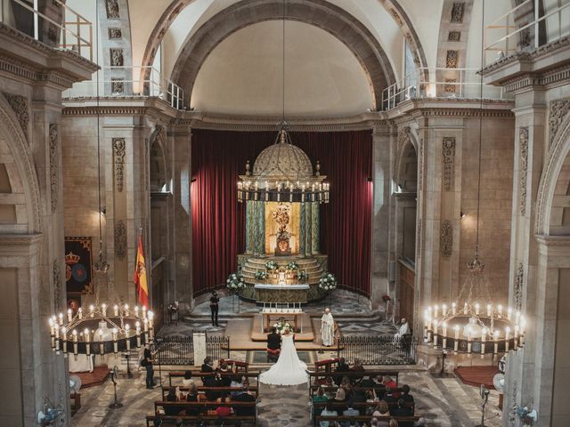 La boda de Ale y Ana en Terrassa, Barcelona 26