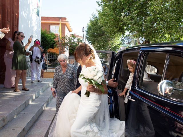 La boda de Álvaro y Sarai en Málaga, Málaga 23