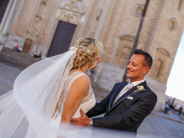 La boda de Rafael y Laura en San Fernando, Cádiz 9