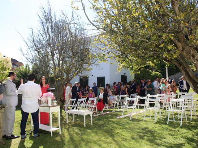 La boda de Pablo y Carlota en A Coruña, A Coruña 17