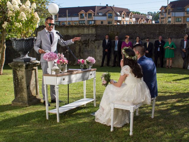 La boda de Pablo y Carlota en A Coruña, A Coruña 27