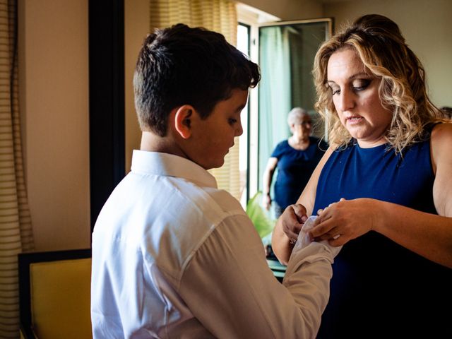 La boda de Manuel y Pilar en Valencia, Valencia 24