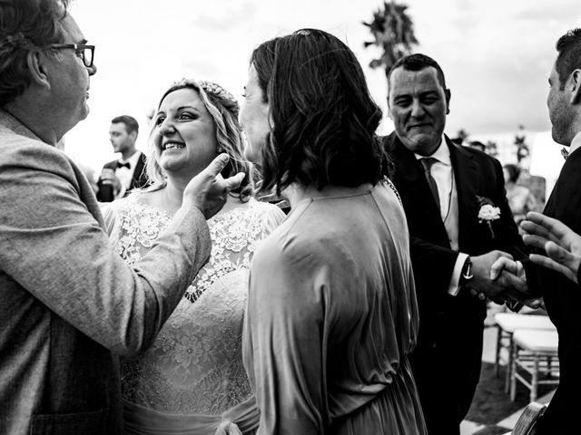 La boda de Manuel y Pilar en Valencia, Valencia 232