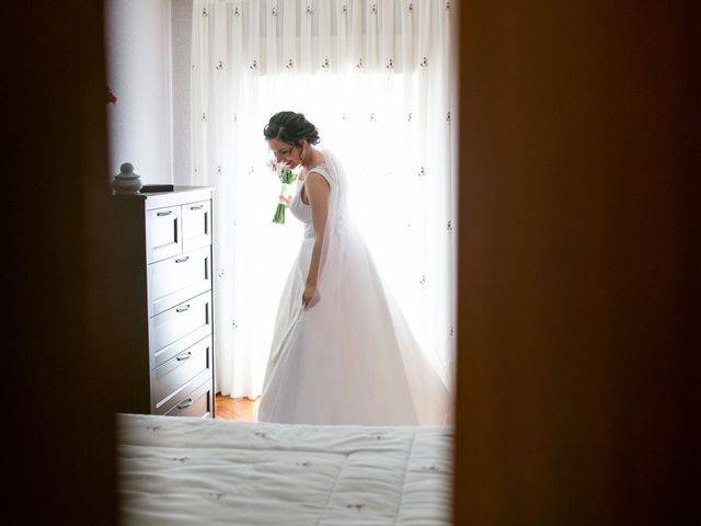 La boda de Joaquín y Lorena en Villatoro, Ávila 24