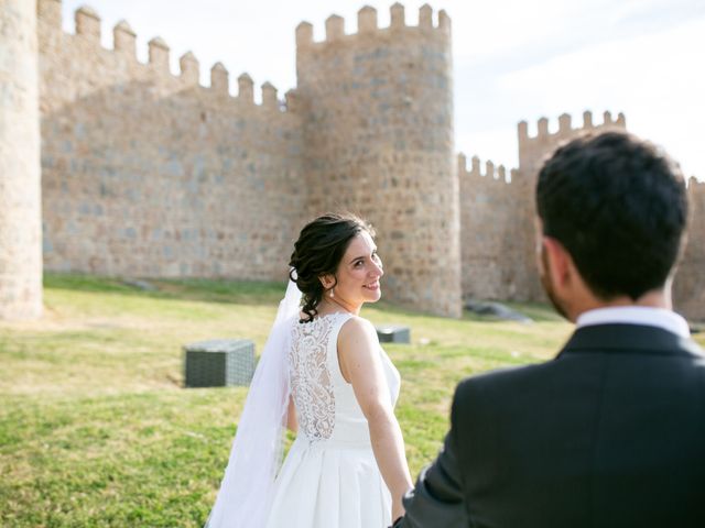 La boda de Joaquín y Lorena en Villatoro, Ávila 81