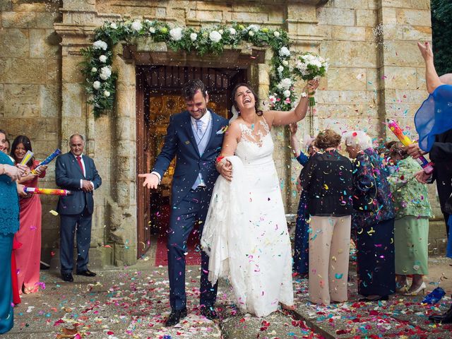 La boda de Alberto y Lucia en Oleiros, A Coruña 16