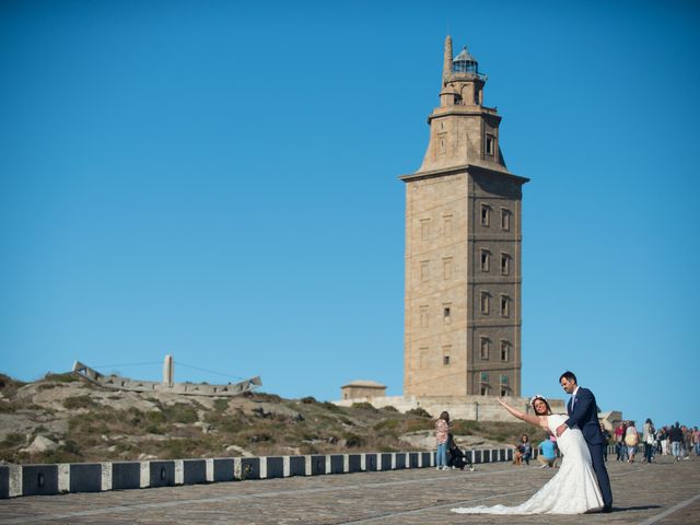 La boda de Alberto y Lucia en Oleiros, A Coruña 33