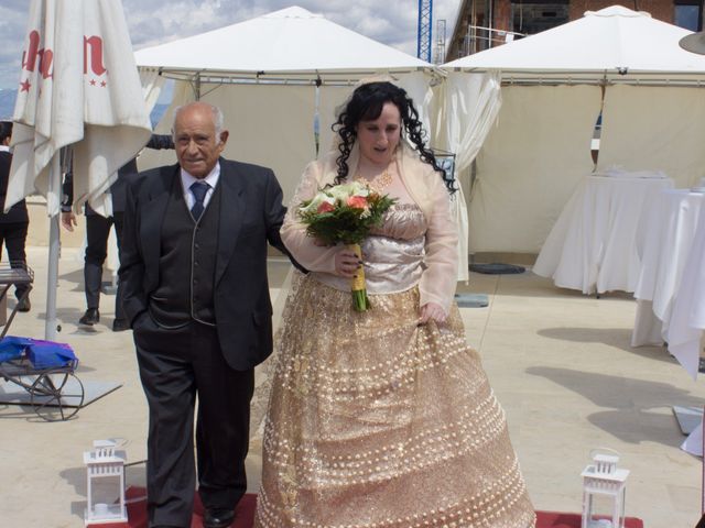 La boda de Carlos y Julia en Madrid, Madrid 28