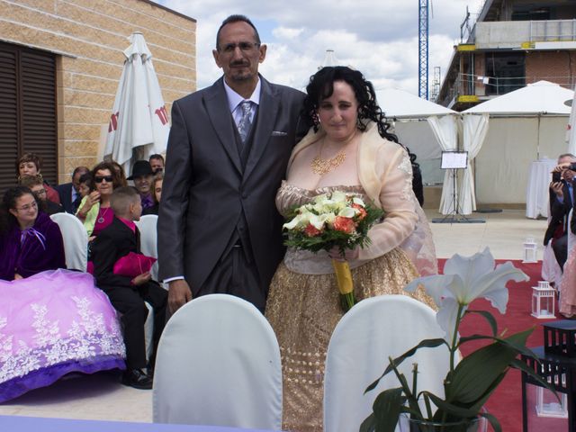 La boda de Carlos y Julia en Madrid, Madrid 32