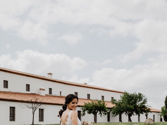 La boda de Jorge y Tatiana en Cáceres, Cáceres 56