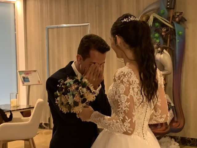 La boda de Abel y Debora en La/villajoyosa Vila Joiosa, Alicante 20