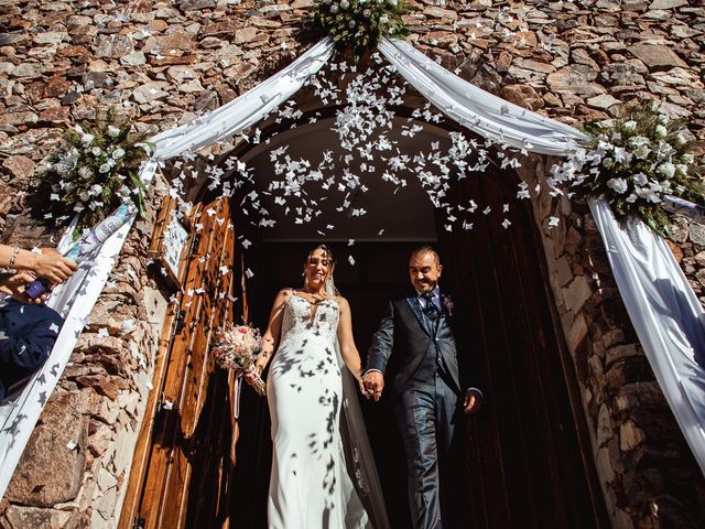 La boda de David y Seyla en Cañamero, Cáceres 37
