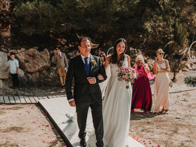 La boda de Paúl y Blanca en La/villajoyosa Vila Joiosa, Alicante 33