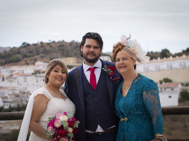La boda de Miguel y Deborah en Alhaurin El Grande, Málaga 36