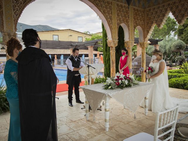 La boda de Miguel y Deborah en Alhaurin El Grande, Málaga 43