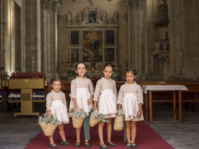 La boda de Pepe y Lidia en Valverdon, Salamanca 8