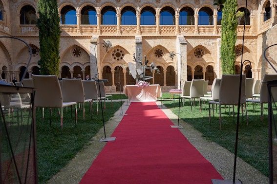 La boda de Oscar y Amara en San Bernardo, Valladolid 3