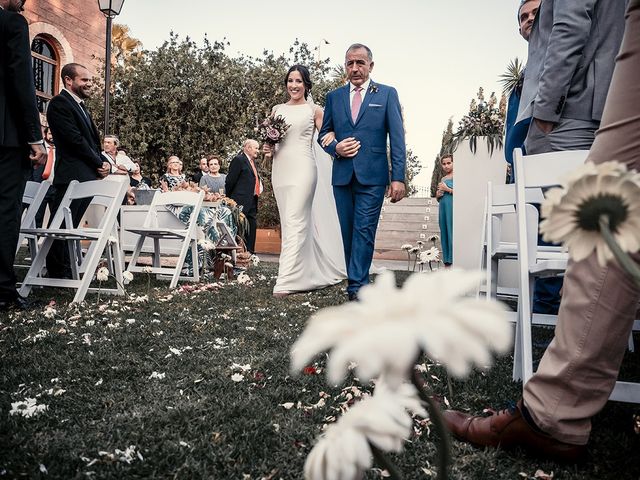 La boda de David y Mamen en Almendralejo, Badajoz 36