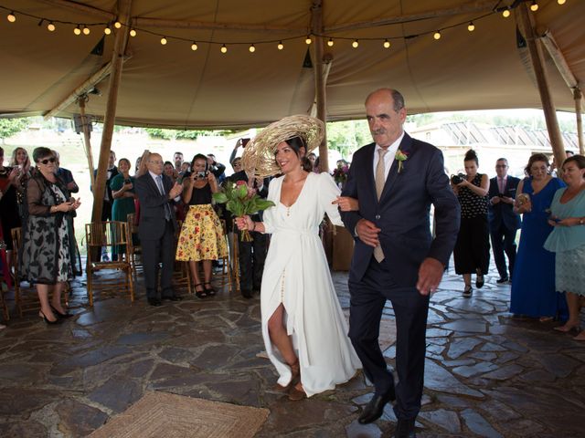 La boda de Pepe y Martina en Ferrol, A Coruña 55