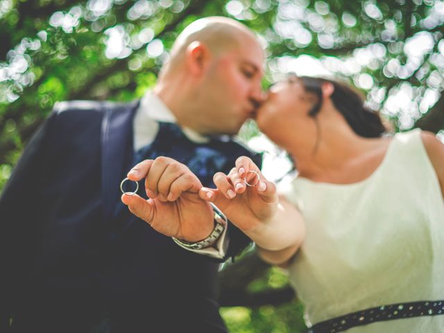 La boda de Manuel y Lydia en Pamplona, Navarra 14