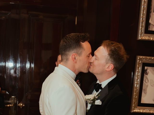La boda de Eoin y Oisin en Barcelona, Barcelona 34