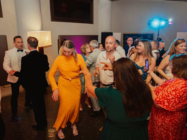 La boda de Eoin y Oisin en Barcelona, Barcelona 64