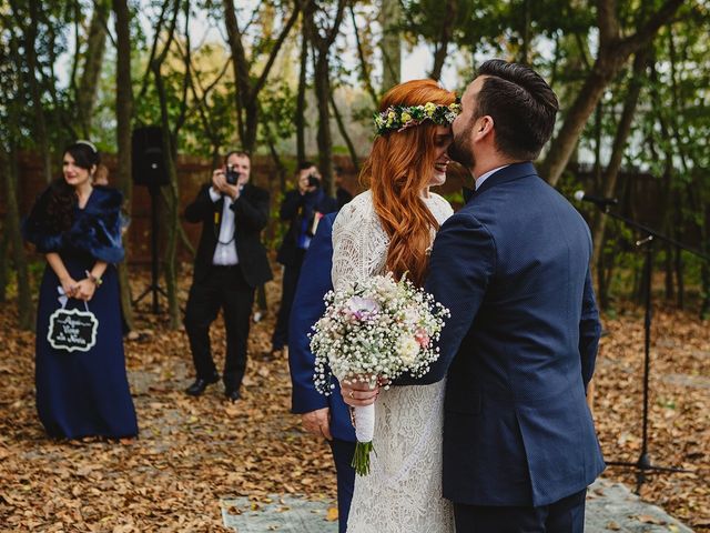 La boda de Bastian y Lydia en Sant Pere Pescador, Girona 27