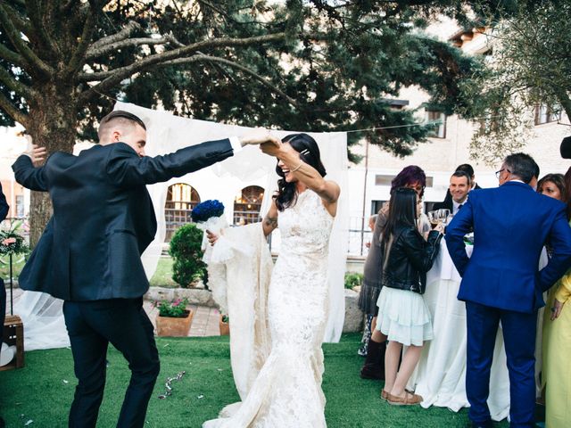 La boda de Pablo y Andrea en Arroyo De La Encomienda, Valladolid 32