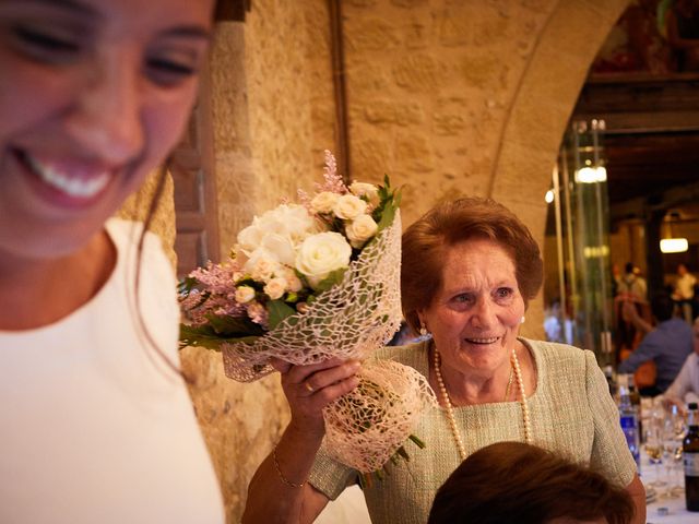 La boda de David y Isabel en Zarraton, La Rioja 24