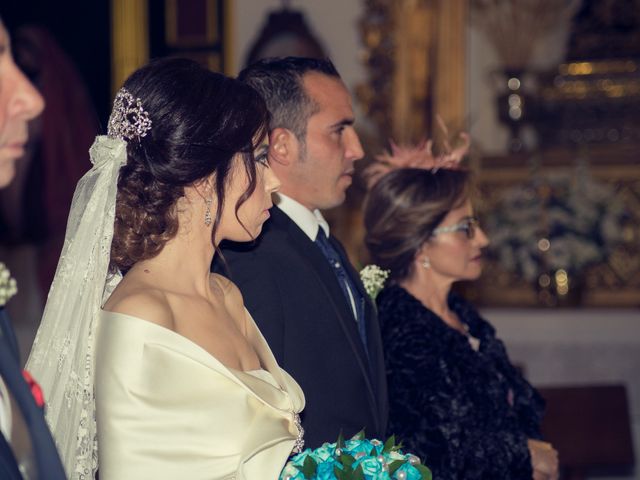 La boda de Juan y Sara en Badolatosa, Sevilla 15