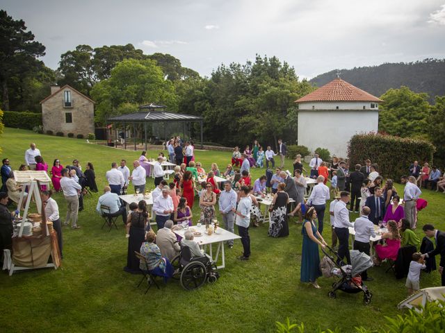 La boda de Atalaya y Francisco en Laxe, A Coruña 23