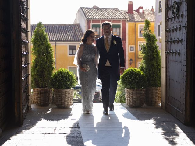 La boda de Ana y André en Cuenca, Cuenca 1
