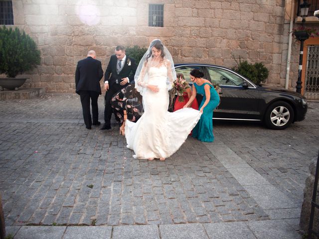 La boda de Pedro y Laura en San Agustin De Guadalix, Madrid 13